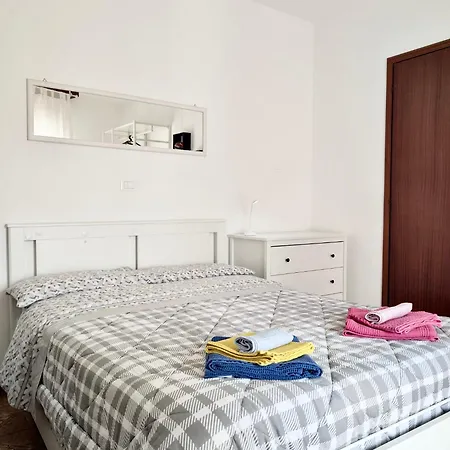 Apartment Glicine *